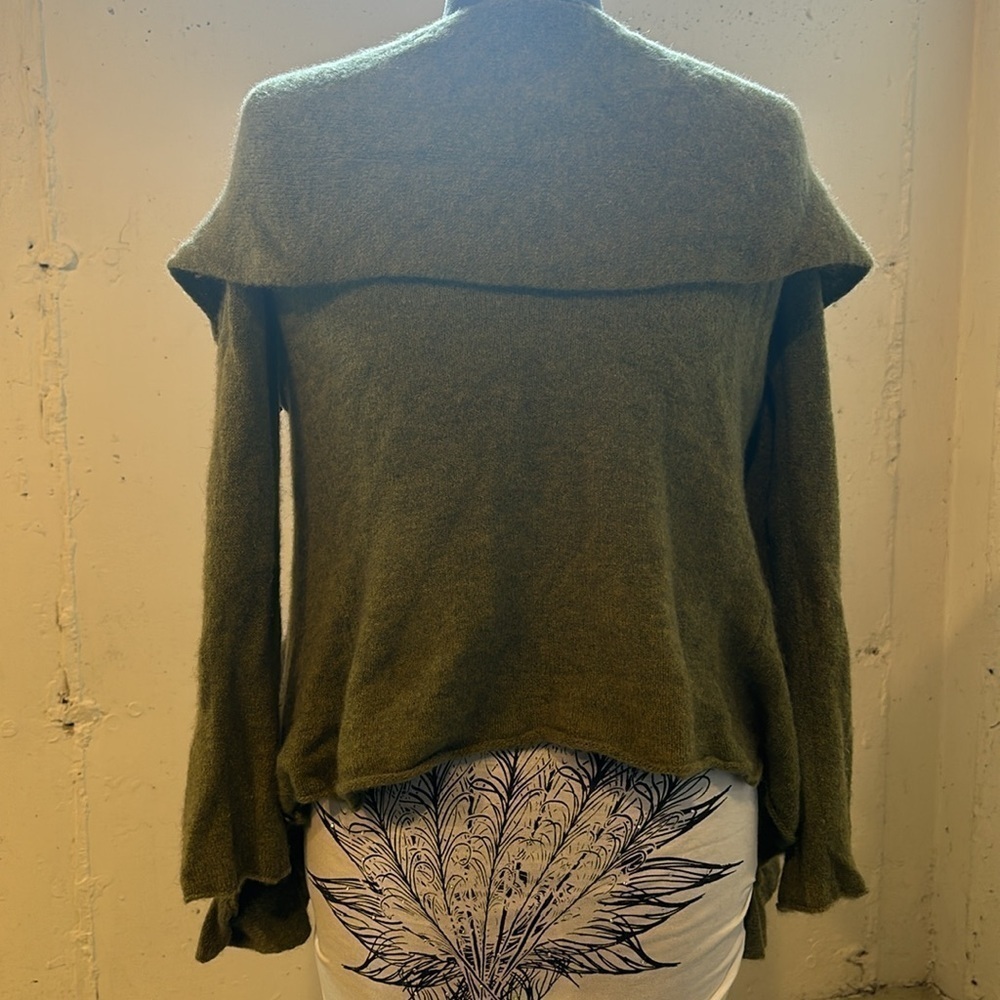 Camari cashmere sweater heathered olive drab green cascading open front low back - Picture 3 of 10